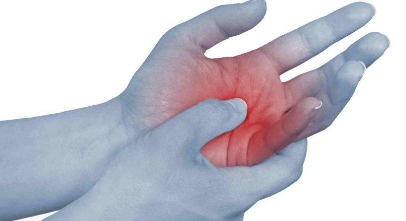 شیوع بیماری آرتریت روماتوئید در زنان 3 برابر مردان است