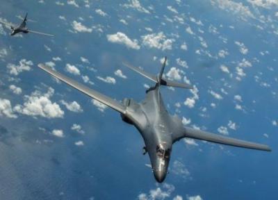 پرواز بمب افکن های راهبردی آمریکا بر فراز دریای چین جنوبی