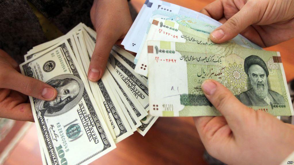 یورو و پوند دولتی گران شدند دلار همچنان 4200 تومان